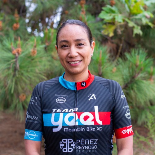 KAREN AGUILAR