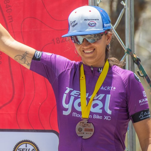 Carmen Reyes (Capitán)